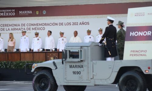 Conmemora Veracruz el 202 aniversario de la Armada de México