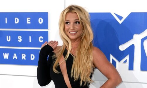 Britney Spears revela impactantes detalles en su autobiografía «The Woman in Me»
