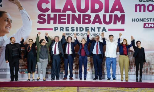 Claudia Sheinbaum presenta equipo de precampaña rumbo a la presidencia de la República