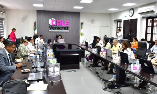 OPLE Veracruz, llevó a cabo con gran éxito, la final del primer Concurso Juvenil Partidista de Debate Político 2023