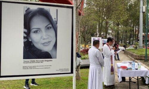 Celebran misa por desaparecidos en memorial de Xalapa