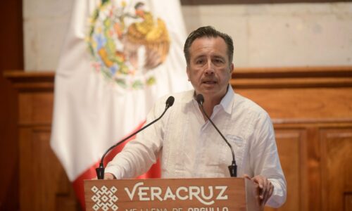 Cuitláhuac García anuncia la escritura de sus memorias: su sexenio en Veracruz