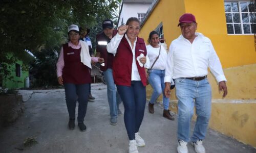Por insolación cancela Bertha Ahued recorridos en colonias de Veracruz