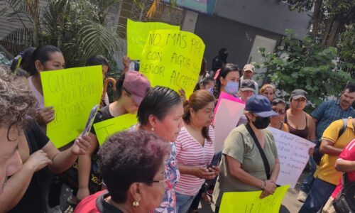 Continúa sin agua la colonia Vicente Guerrero, colonos se manifiestan
