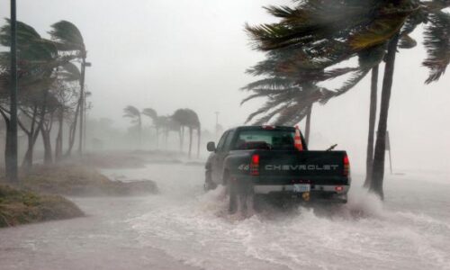 Entendiendo los fenómenos meteorológicos: Ciclones, Tormentas Tropicales y Huracanes