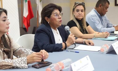 Rosa María acusa a Paty Lobeira de recurrir al chantaje y de falta de oficio político