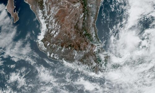 Exhorta PC a seguir indicaciones; disturbio tropical impactaría en norte de Veracruz